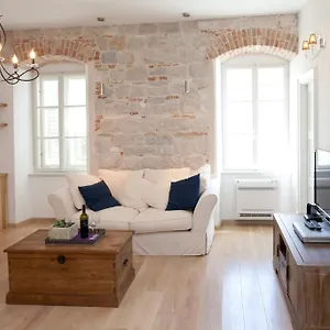Apartment Stylish Theatre, Split
