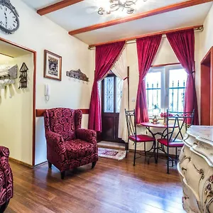 Apartment Emperor's, Split